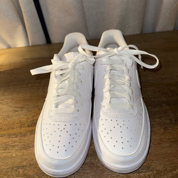 Nike White Court Sneakers - Picture 2 of 7